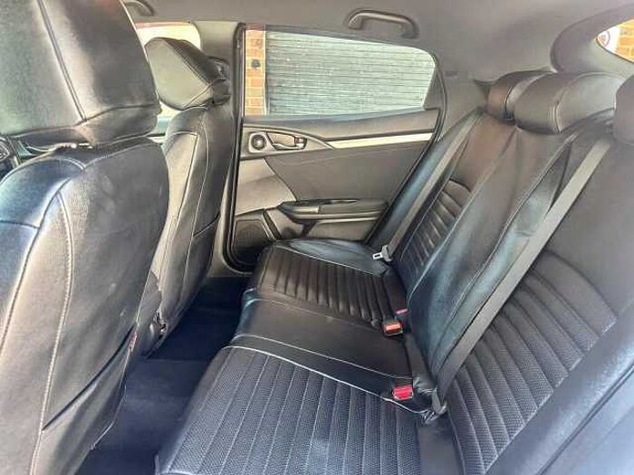 Honda Civic 1.5 VTEC Turbo Sport 5dr CVT 